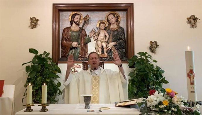 Imagen de la misa online de la parroquia de San José Obrero en Toledo