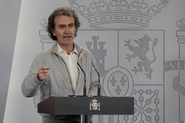 El director del Centro de Alertas y Emergencias Sanitarias, Fernando Simón