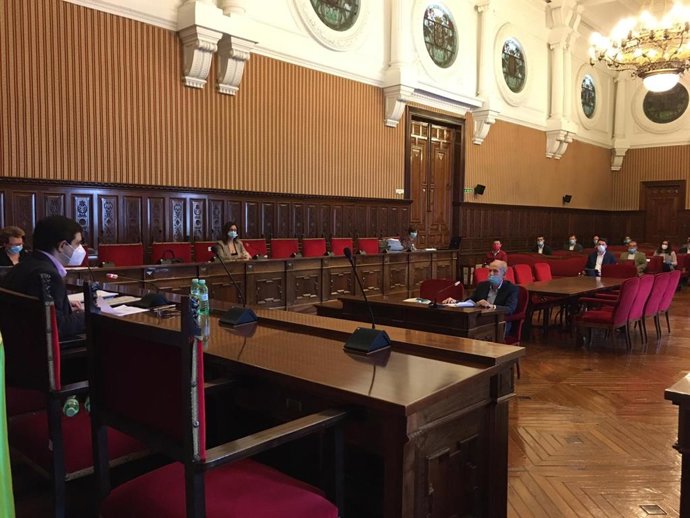 Imagen de archivo de un Pleno de la Diputación de Jaén. 