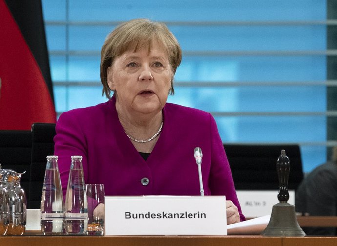 Coronavirus.- Merkel pronostica que serán necesarios 8.000 millones de euros par