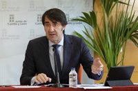 La Junta baraja traer por barco material sanitario y tiene ya contratados otros 30 millones de unidades