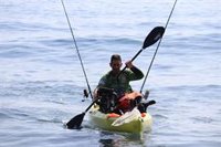 Almuñécar (Granada) autoriza la práctica de deportes acuáticos en solitario pero no el baño recreativo