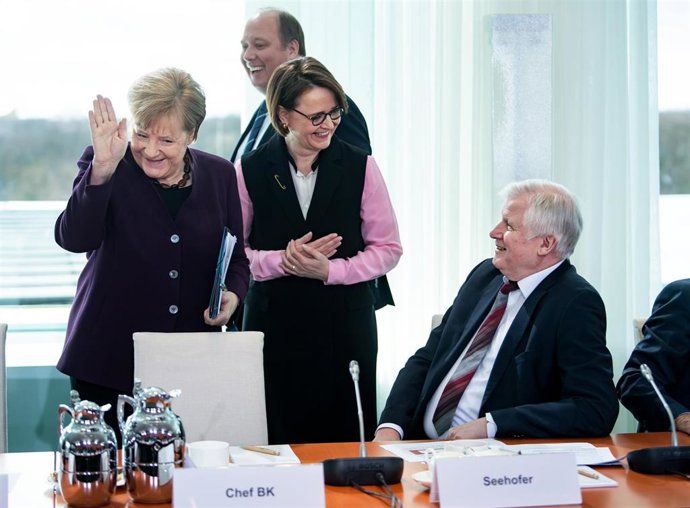 La canciller alemana, Angela Merkel, y el ministro del Interior, Horst Seehofer 