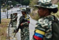 Las FFAA de Venezuela se declaran en "alerta" tras el supuesto intento de invasión