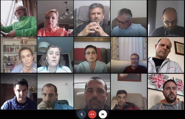 Videoconferencia de alcaldes y dirigentes de IU en Córdoba.