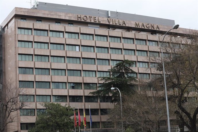 El Hotel Villa Magna y su dueño donan 20.000 euros a la Universidad de Alcalá pa