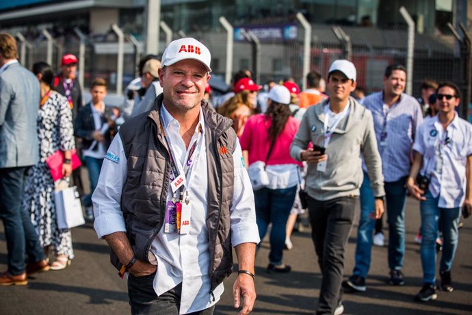 Fórmula 1.- Barrichello: "La única vez que me volví loco fue con Alguersuari, le