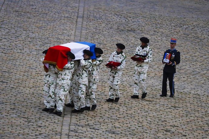 Homenaje del Estado francés a los soldados franceses caídos en operaciones militares en Malí, celebrado en París en diciembre de 2019.