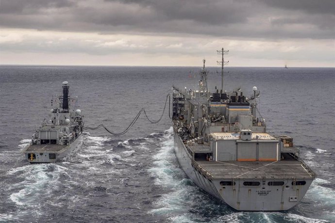 EEUU/Rusia.- EEUU envía una flota al mar de Barents por primera vez desde la Gue