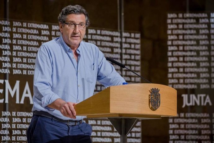 El secretario general de Empleo de la Junta de Extremadura, Javier Luna