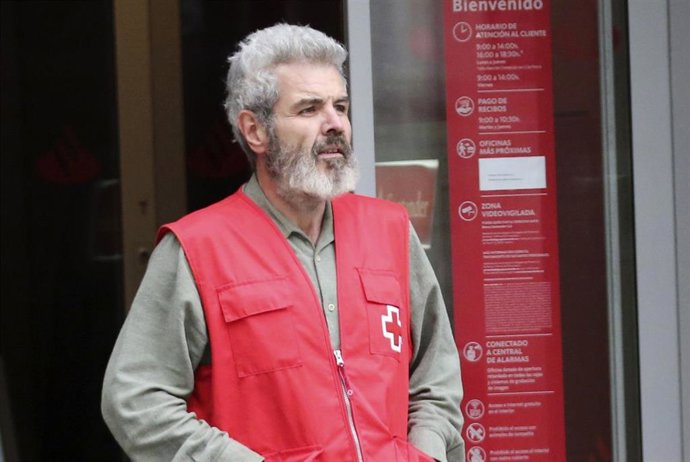Lorenzo Caprile voluntario de la Cruz Roja durante la alerta sanitaria por coronavirus