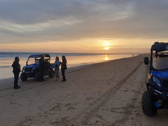 La Policía Local de Punta Umbría refuerza la vigilancia en las playas de la localidad