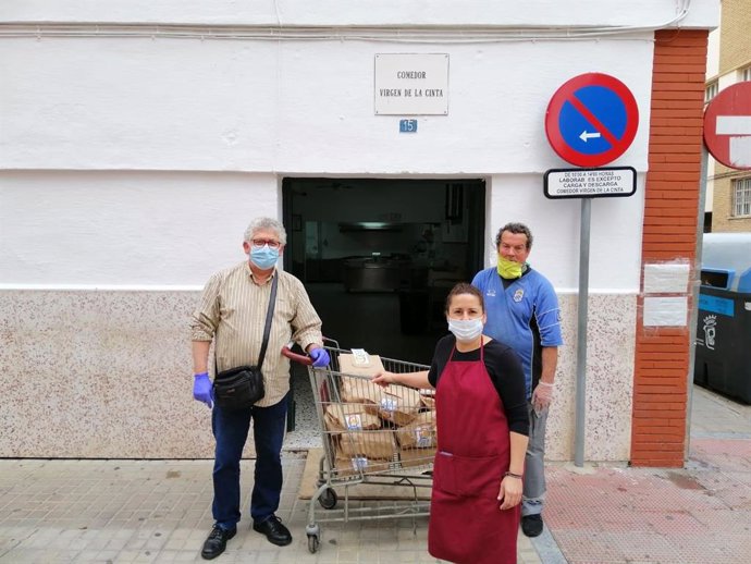 Imagen del comedor social 'Virgen de la Cinta' de Huelva durante el estado de alarma