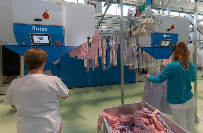 Servicio de Lavandería Central del Hospital Virgen del Rocío de Sevilla