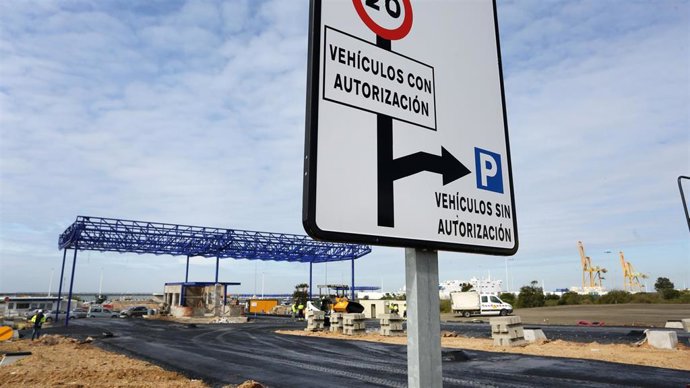 Obras en el Muelle Sur.