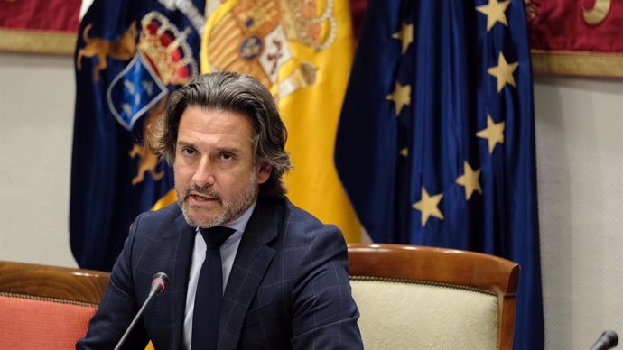 El presidente del Parlamento de Canarias, Gustavo Matos
