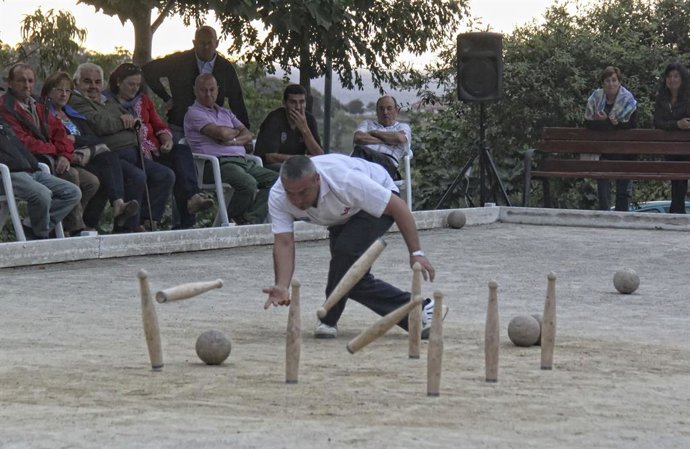 Coronavirus.- Cantabria pide incluir en la fase 1 una decena de actividades, com