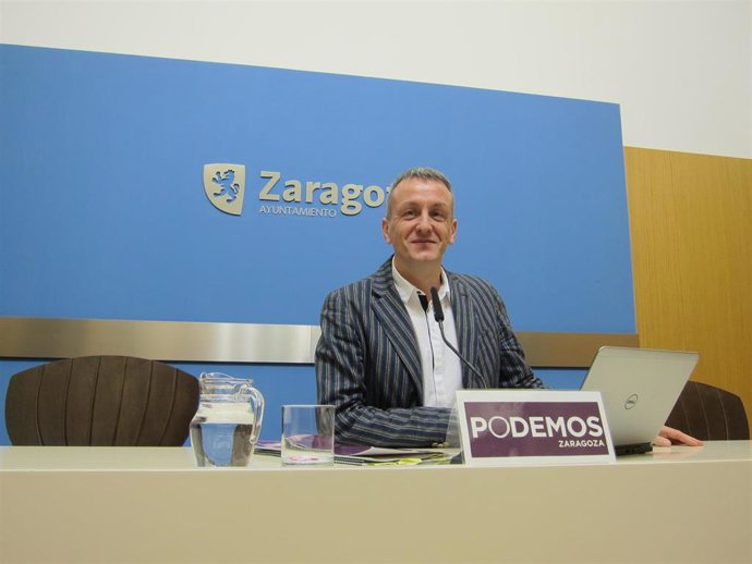 El portavoz de Podemos en el Ayuntamiento de Zaragoza, Fernando Rivarés.