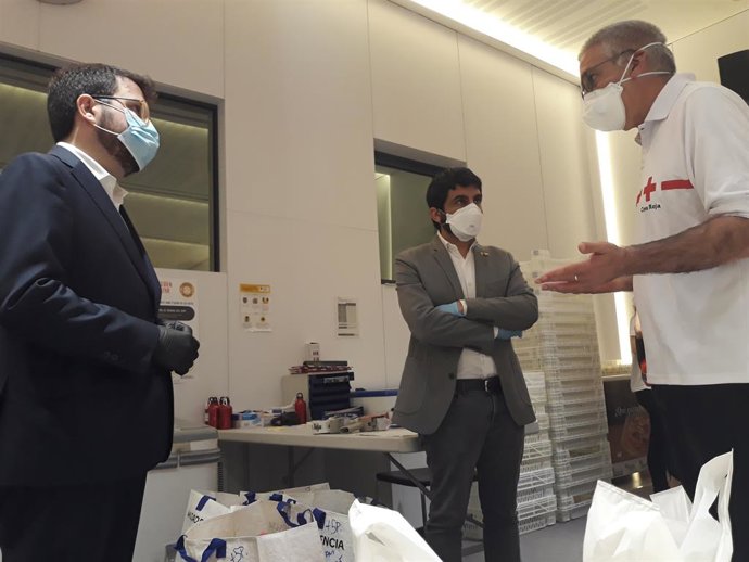 Coronavirus.- Aragons y Homrani anuncian 1,5 millones destinados a Creu Roja pa