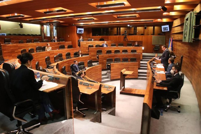 Pleno semipresencial de la Junta General del Principado de Asturias.