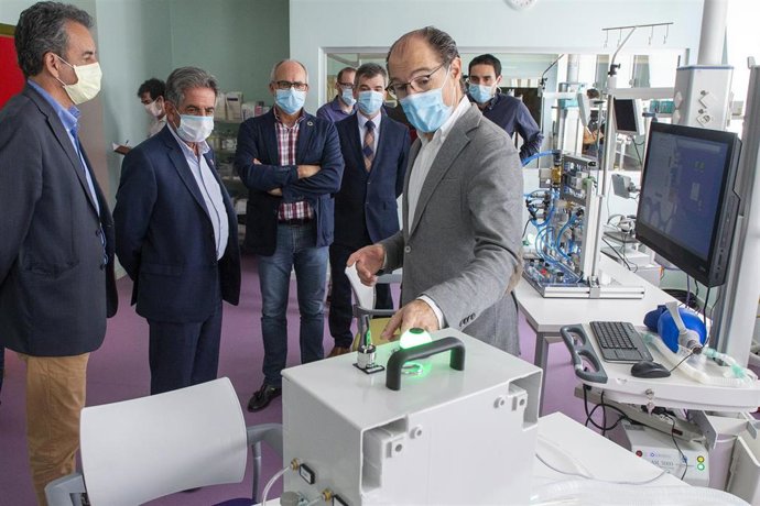 12:00Hospital Virtual Valdecilla El Presidente De Cantabria, Miguel Ángel Revilla; Y Los Consejeros De Sanidad, Miguel Rodríguez, Y De Innovación, Industria, Transporte Y Comercio, Francisco Martín, Visitan Esta Instalación. Nr6 May 2020