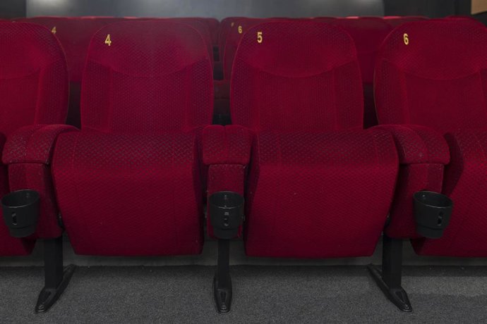 Butacas de cine vacías