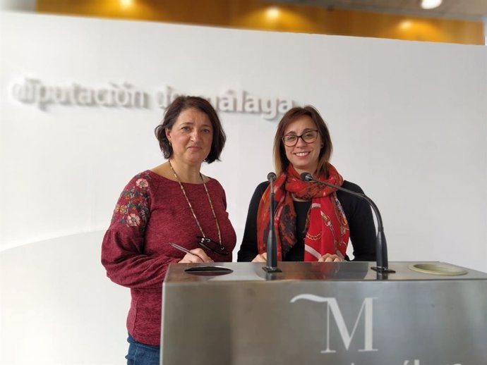 Las diputadas de Adelante Málaga, Teresa Sánchez y Maribel González, en rueda de prensa.