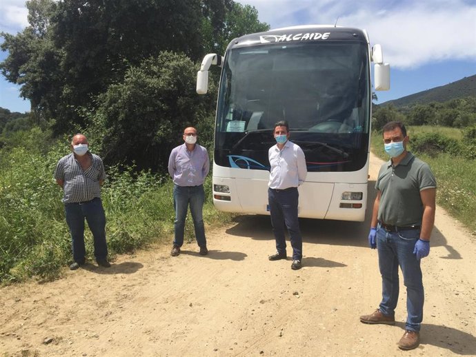[Grupohuelva] Nota Y Foto Junta (Ampliación Agrorrutas Huelva)