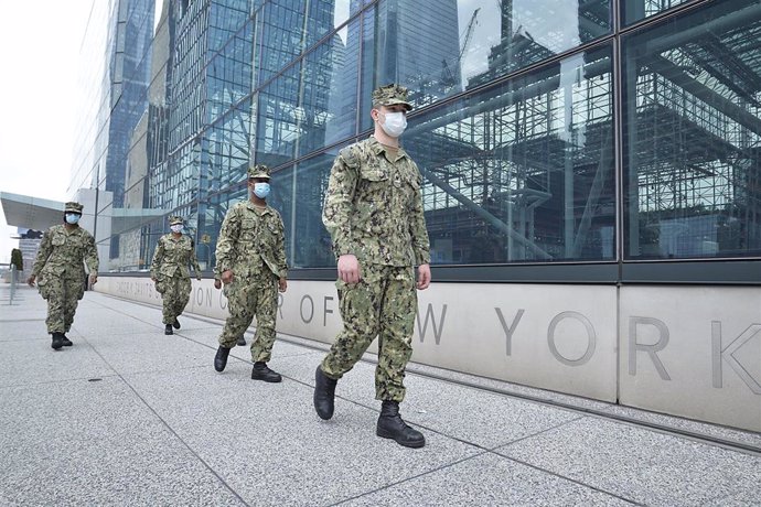 Miembros de la Guardia Nacional de EEUU en Nueva York durante la pandemia de coronavirus