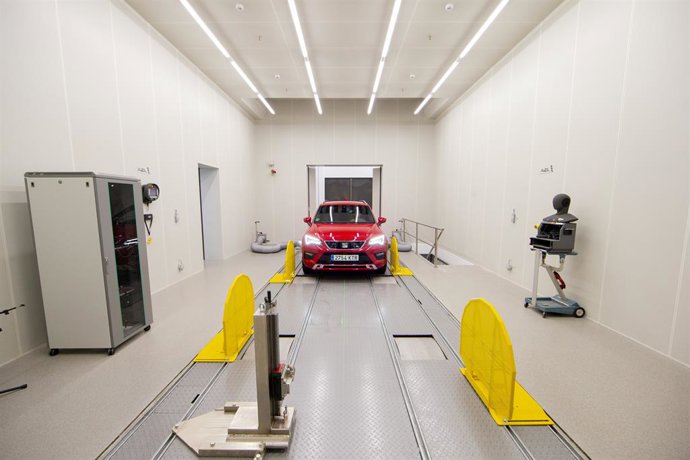 Imagen de la cámara anecoica de Seat.