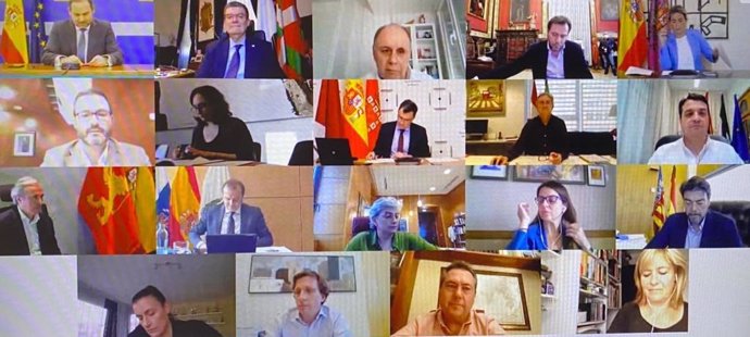 Reunión de Ábalos con representantes de 15 grandes ciudades, entre ellos el alcalde de Sevilla, Juan Espadas