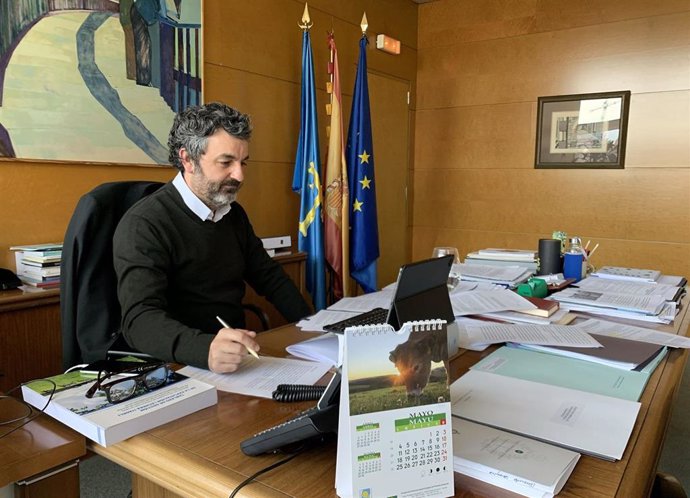 El Consejero de Desarrollo Rural, Agroanadería y Pesca del Principado, Alejandro Calvo