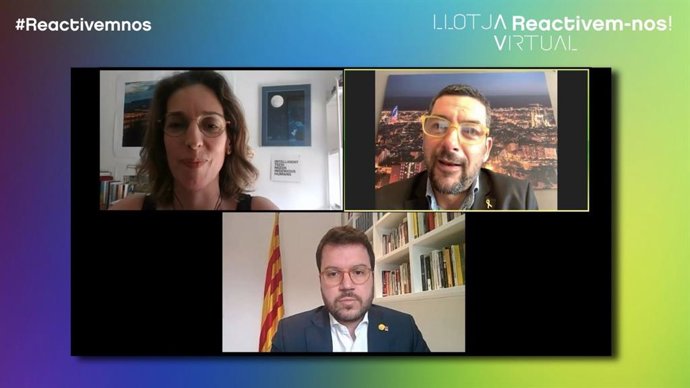 La consellera A.Chacón, el presidente de la Cámara de Barcelona J.Canadell y el vicepresidente de la Generalitat P.Aragons en la celebración de la Llotja Virtual