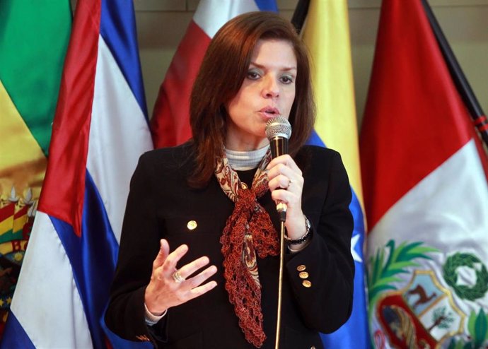 Mercedes Araoz, exvicepresidenta de Perú. 