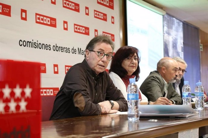 Imagen de recurso del secretario general de CCOO Madrid, Jaime Cedrún, con la secretaria de la Federación de Sanidad del sindicato, Rosa Cuadrado.