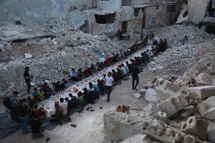 Desayuno entre las ruinas en Siria