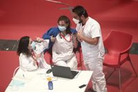 Madrid destaca la ampliación de la capacidad diaria para la realización de PCRs reforzando la Atención Primaria