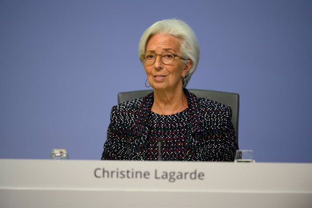 HANDOUT - 30 April 2020, Hessen, Frankfurt_Main: Christine Lagarde, President of the European Central Bank (ECB), speaks during a press conference at the bank's premisses in Frankfurt. Photo: Adrian Petty/ECB/dpa - ATTENTION: editorial use only and only i