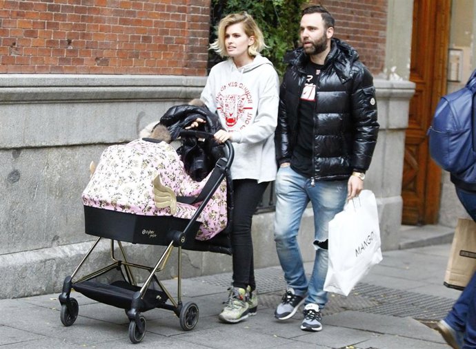 Adriana Abenia y su marido, en una foto de archivo de Europa Press