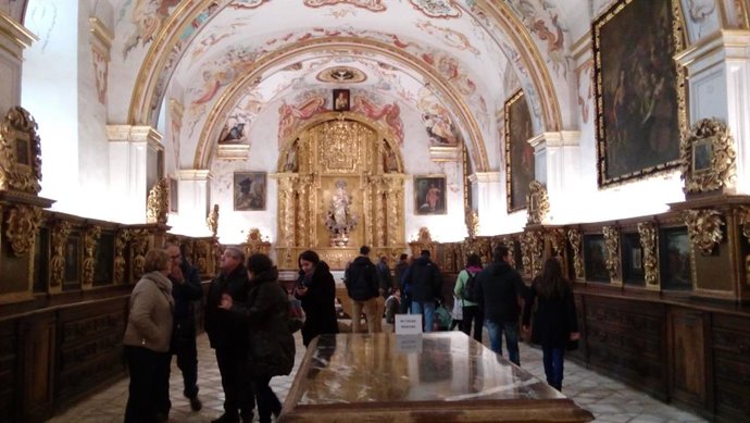    Éxito de participación en las Jornadas de puertas abiertas de los Monasterios de San Millán de Suso y Yuso que la Fundación San Millán de la Cogolla organiza este fin de semana por el 20 aniversario de su constitución