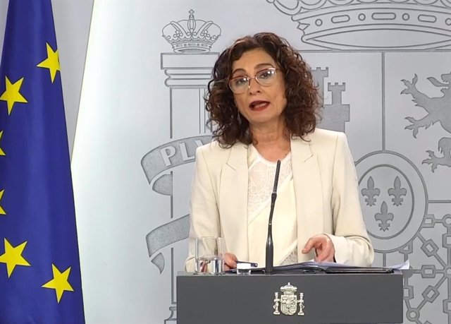 La ministra de Hacienda y portavoz del Gobierno, María Jesús Montero, en una rueda de prensa telemática tras el Consejo de Ministros.