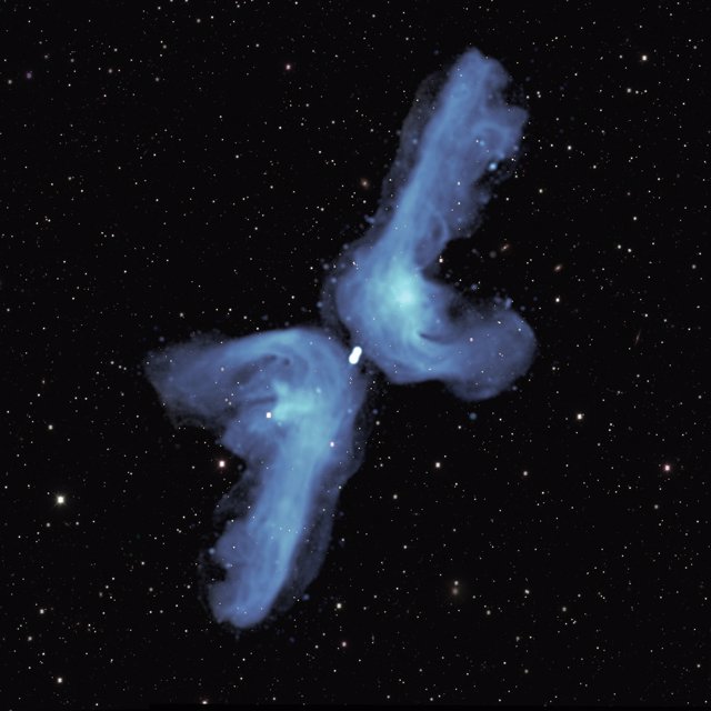 La galaxia X PKS 2014-55, a 800 millones de años luz
