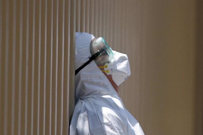 Un trabajador sanitario en México durante la pandemia del coronavirus. 