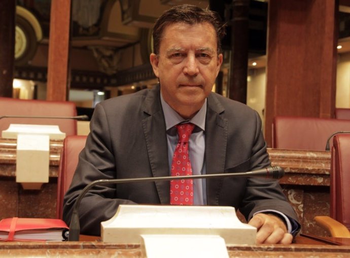 Juan José Molina en la Asamblea Regional