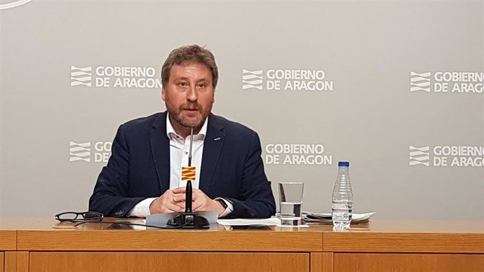 El consejero de Vertebración del Territorio, Movilidad y Vivienda del Gobierno de Aragón, José Luis Soro