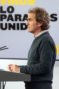 Simón prevé que Málaga y Granada pasen a fase 1 la próxima semana, pero con una solicitud "para la provincia"