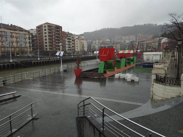 Cielos cubiertos y lluvia en Bilbao