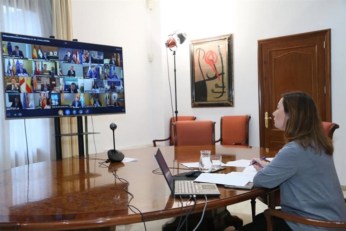 La presidenta del Govern, Francina Armengol, participa en la novena reunión del presidente del Gobierno, Pedro Sánchez, con los presidentes autonómicos.