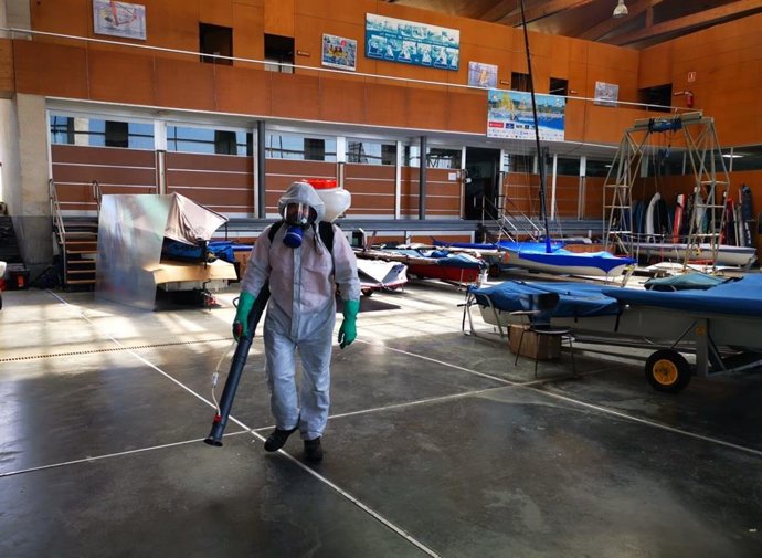 Desinfección del CEAR de vela 'Príncipe Felipe' de Santander