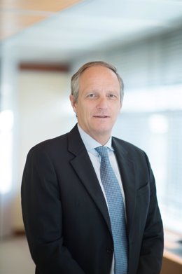 Peter Guenter, CEO de Almirall